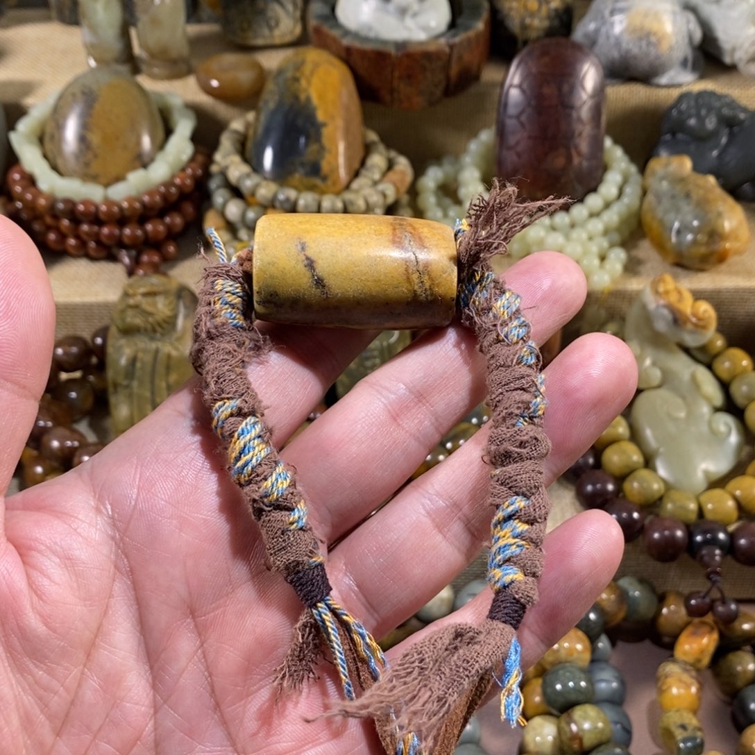 岫岩河磨玉（透闪石质玉）未镶嵌挂件