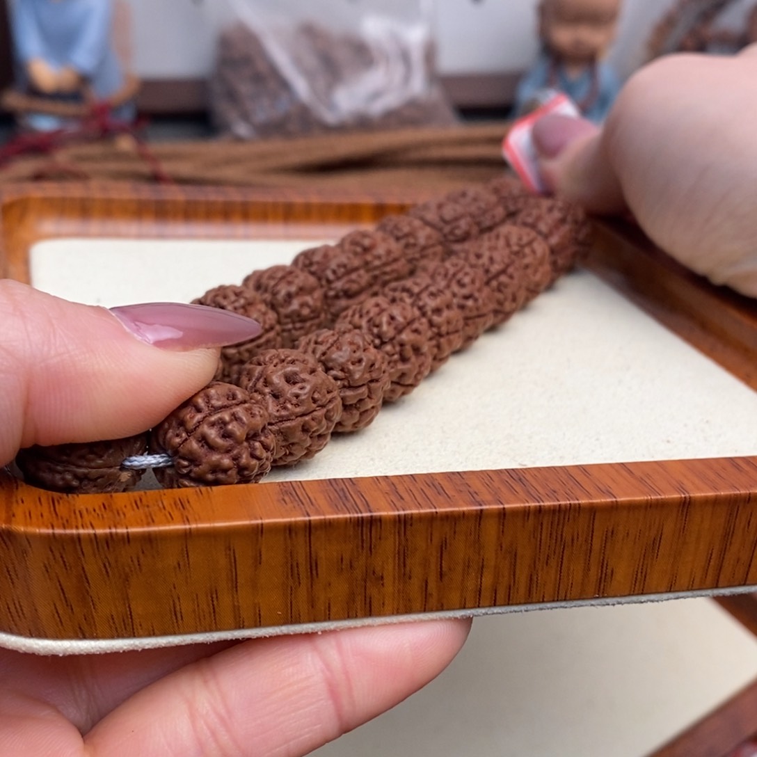 金刚菩提吊坠黄***伙跳跳龙手持