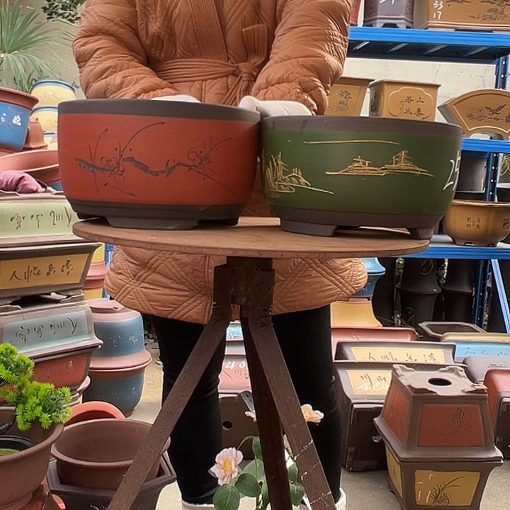 25红球盆和25绿描金球盆花盆花盆