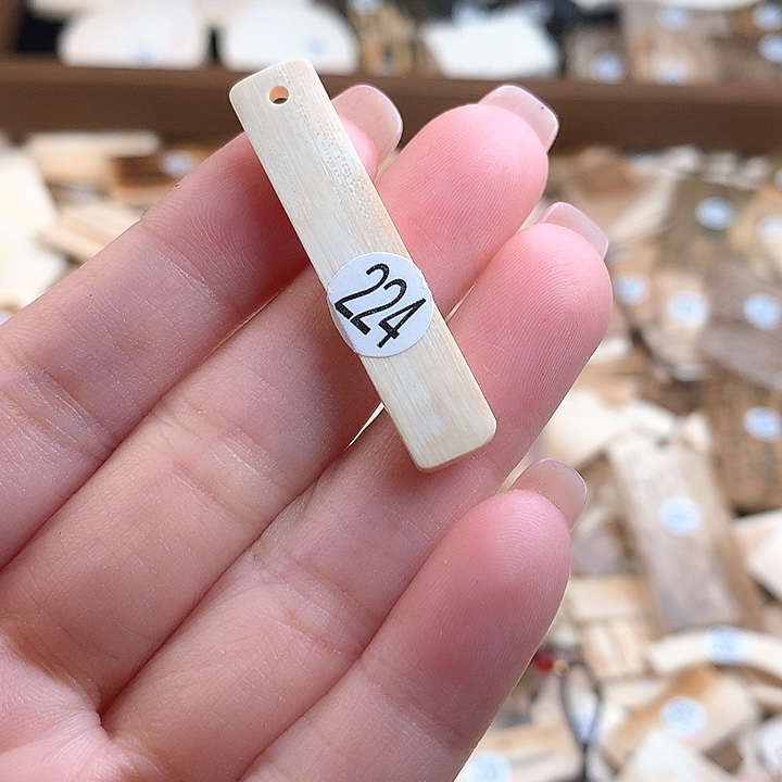 泥塑不打孔联系客服