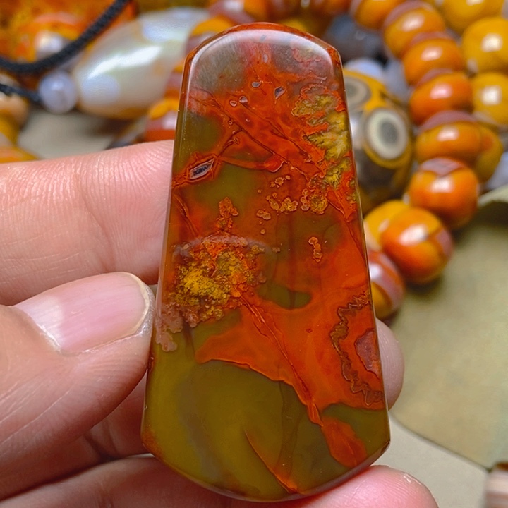 玛瑙/玉髓未镶嵌吊坠