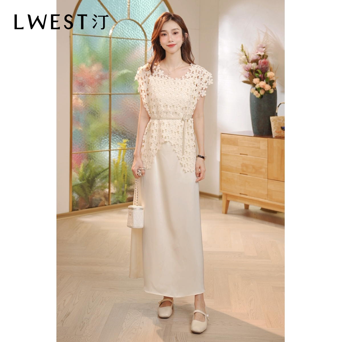 【诗语专属】朗文斯汀镂空花瓣无袖上衣吊带裙套装DAMG4206D09153