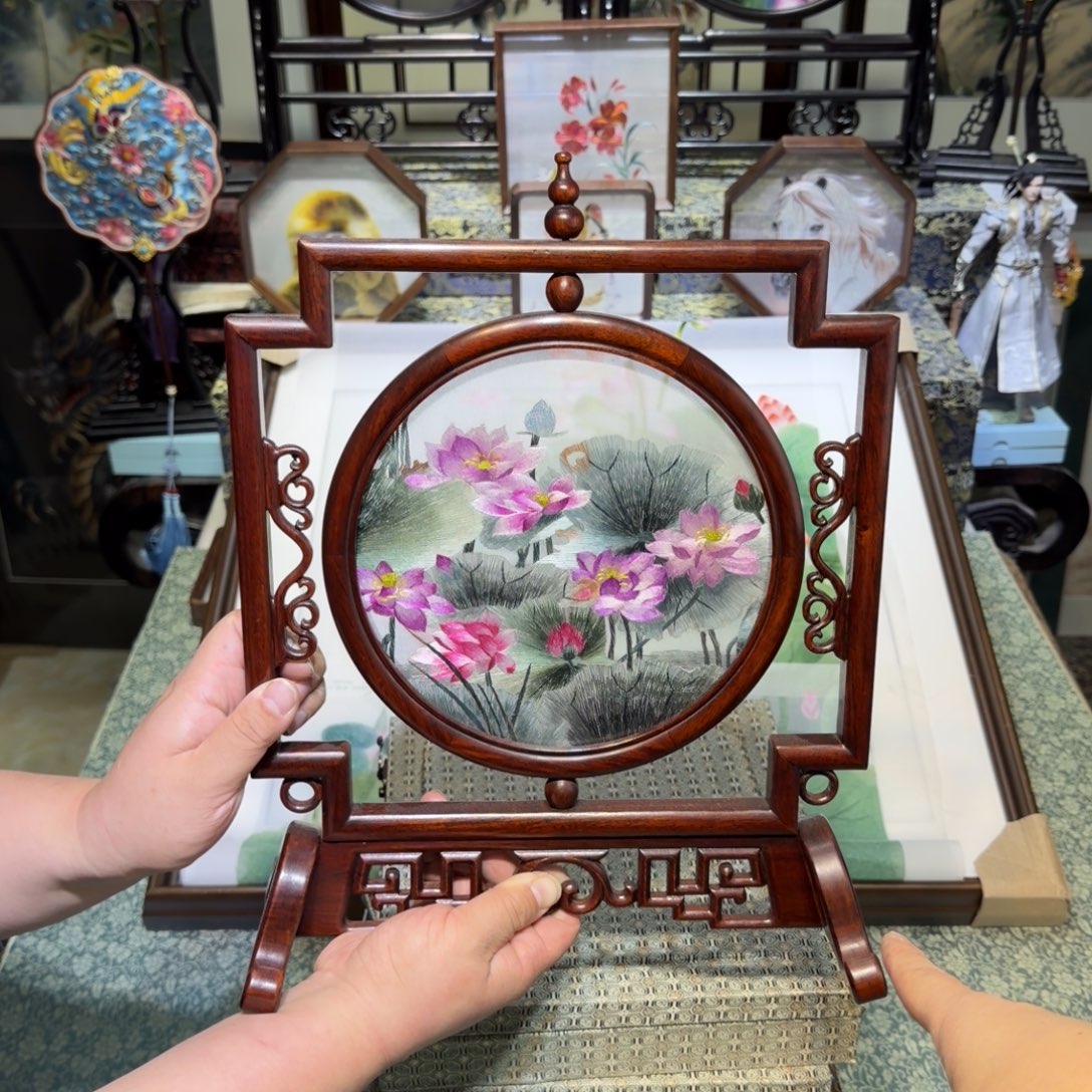 刺绣手工苏绣工艺异色精品