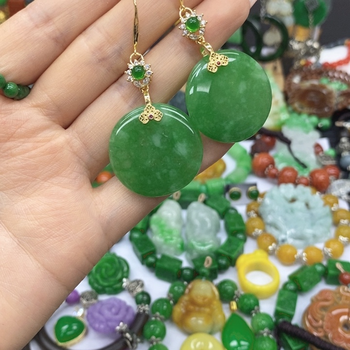 翡翠未镶嵌颈饰耳坠46