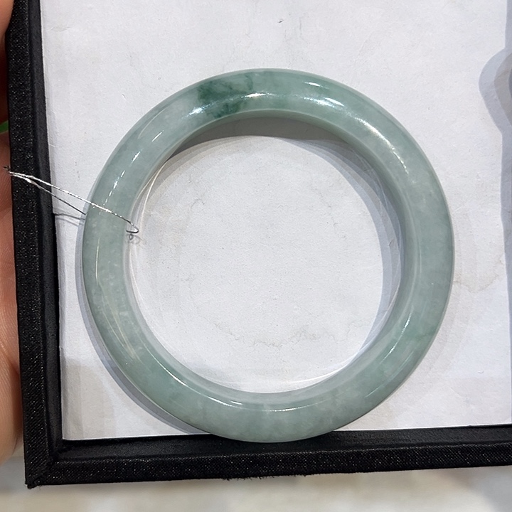 翡翠未镶嵌手镯翡翠600650