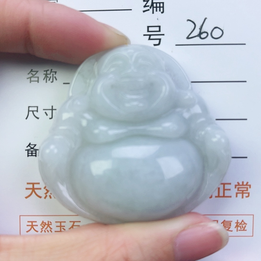 翡翠颈饰未镶嵌佛公