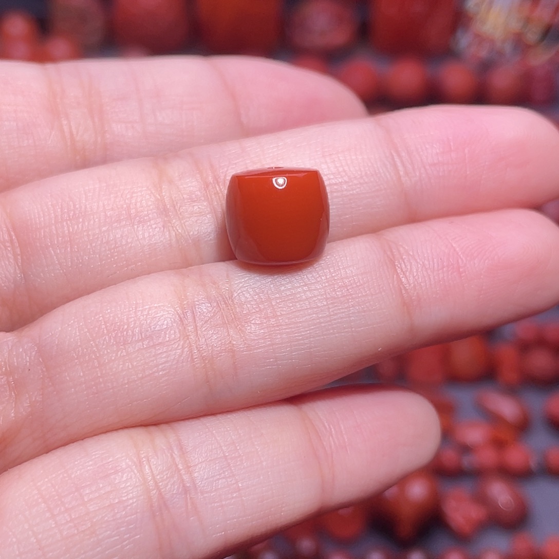 传***哥南红玛瑙未镶嵌配饰