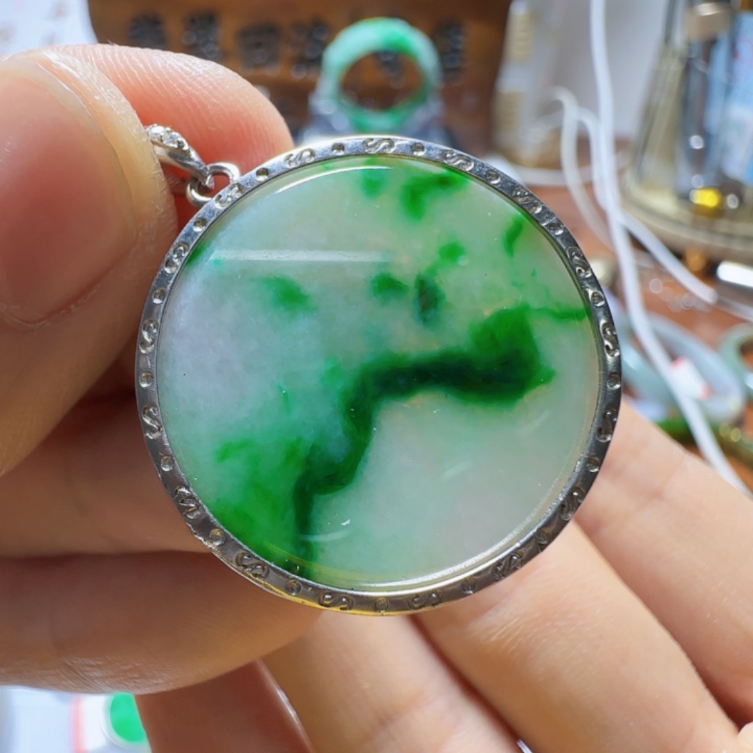 翡翠银S925镶嵌颈饰翡翠350