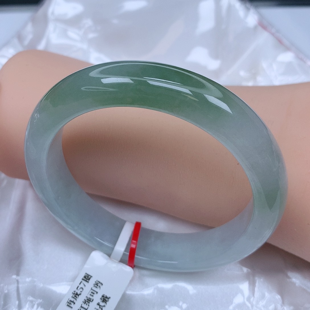 【闪购商品】未镶嵌手镯翡翠，57