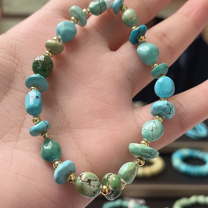 未镶嵌绿松石珠宝奇石