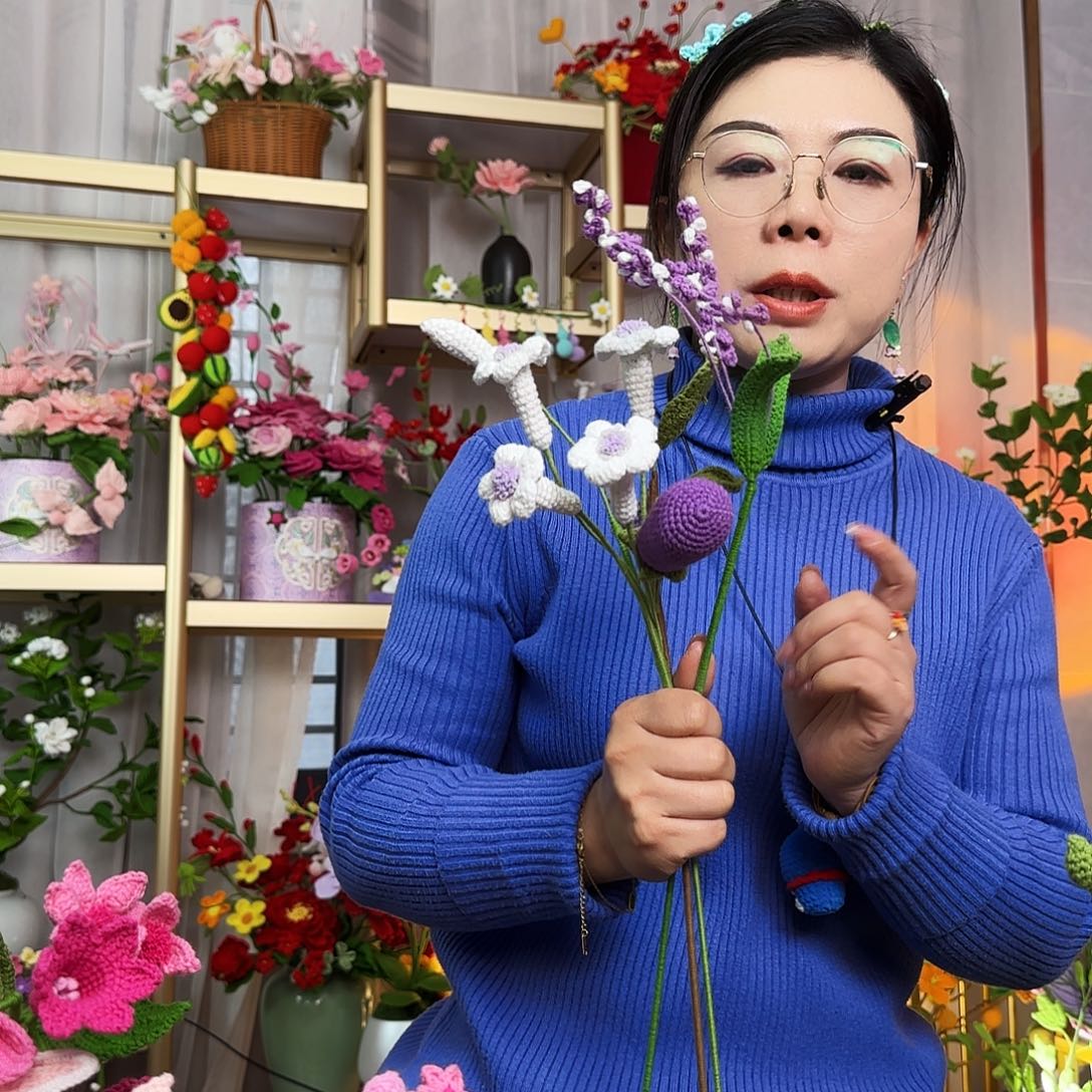 手工钩织设计花束