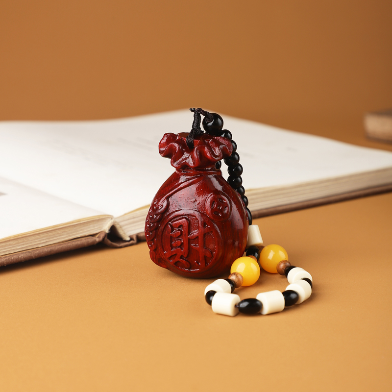 紫檀木钱袋子手把件实木雕刻福袋随身吊坠摆件工艺品木质礼品文玩