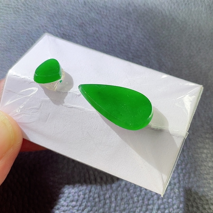 定制翡翠未镶嵌翡翠