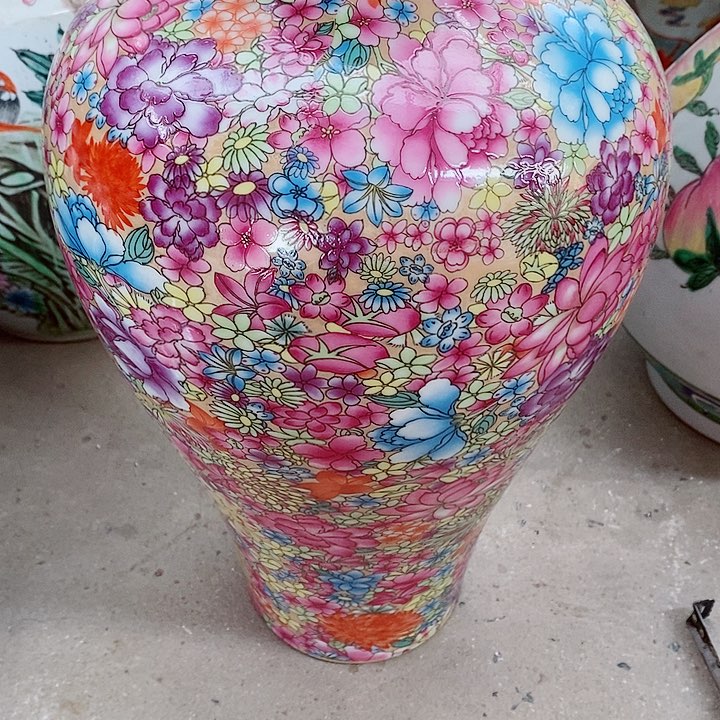 瓷片我也好可爱你在干嘛呀