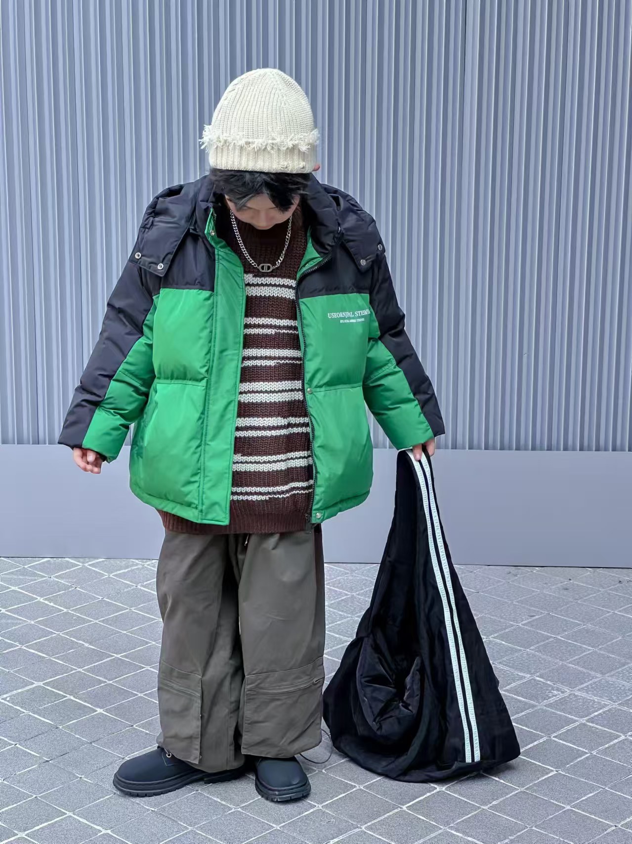 501229《现》儿童休闲百搭时尚男童女童连帽可脱卸洋气羽绒服