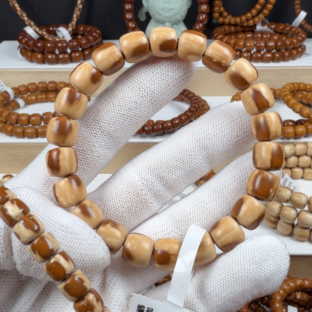 2***6手串紫金鼠实心老型花皮10mmD