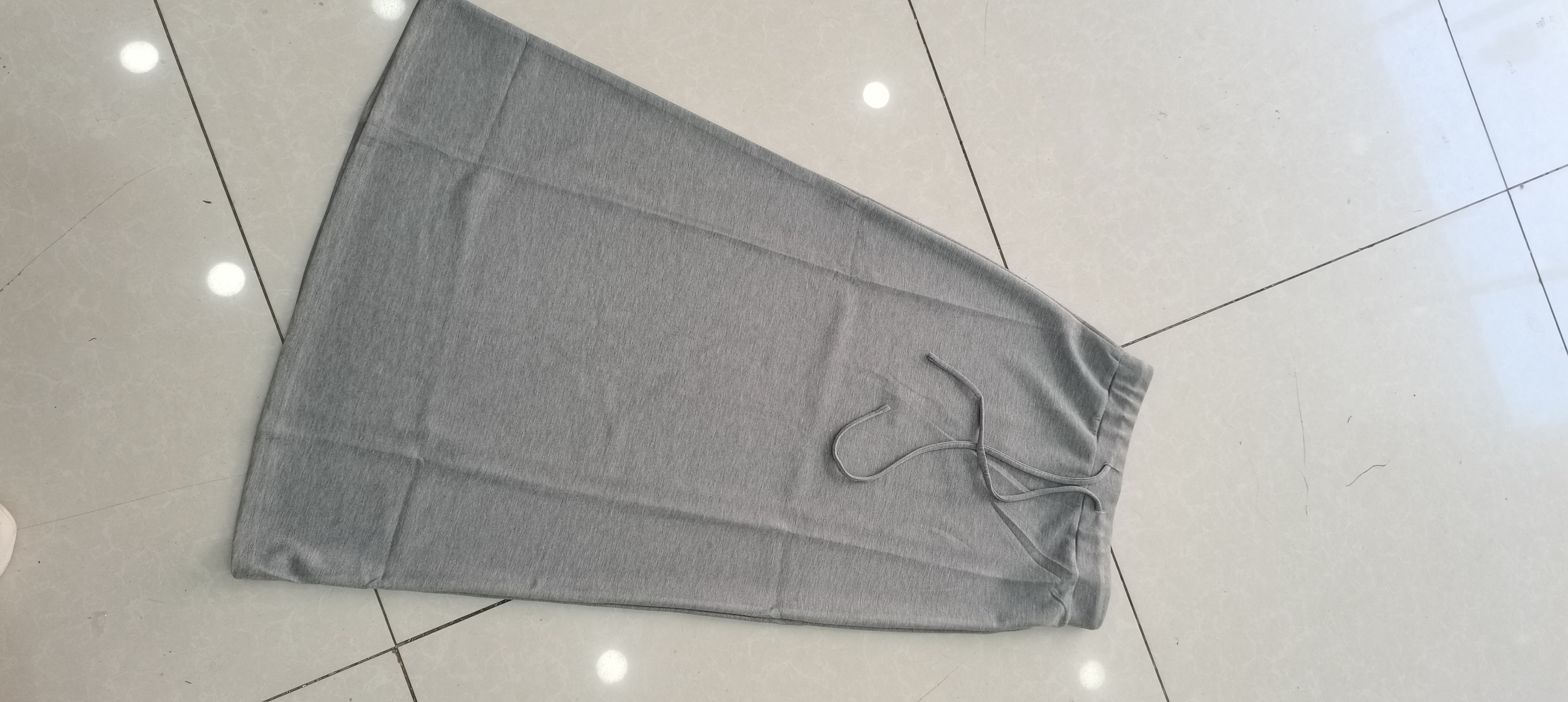 1538夏季新款调节腰头抽绳设计感垂感慵懒面膜半身裙