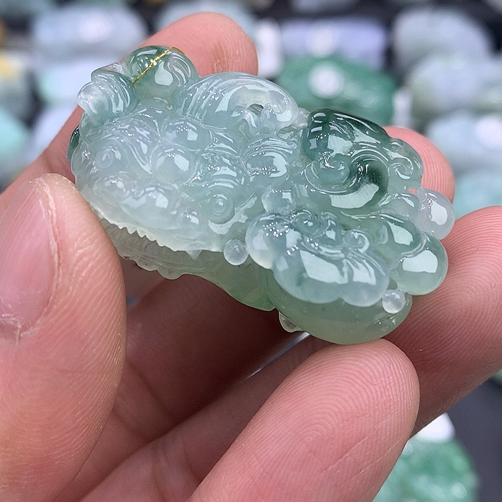 翡翠未镶嵌颈饰天然缅甸翡翠貔貅吊坠