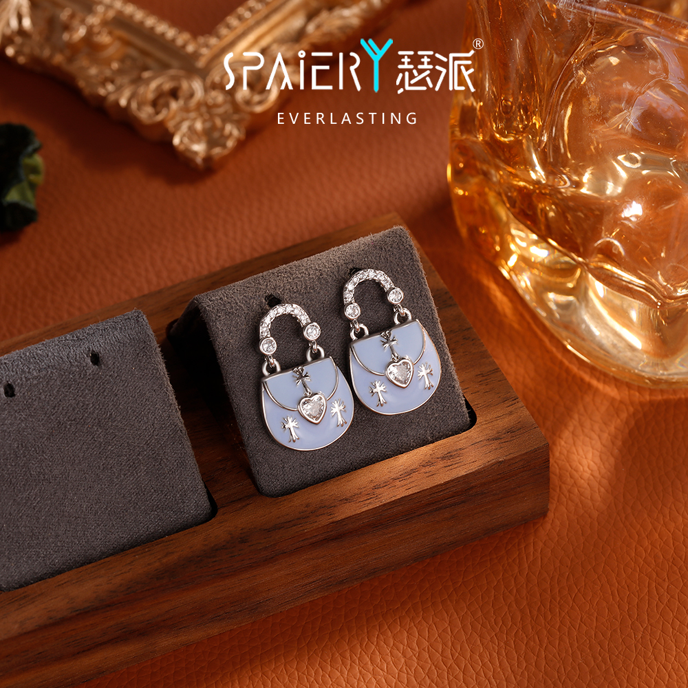 合金耳饰 【5323】轻奢珐琅彩滴釉包包甜酷耳钉通勤女十字架耳饰