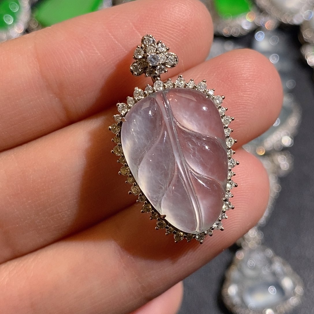 翡翠颈饰18K金镶嵌天然缅甸A货翡翠