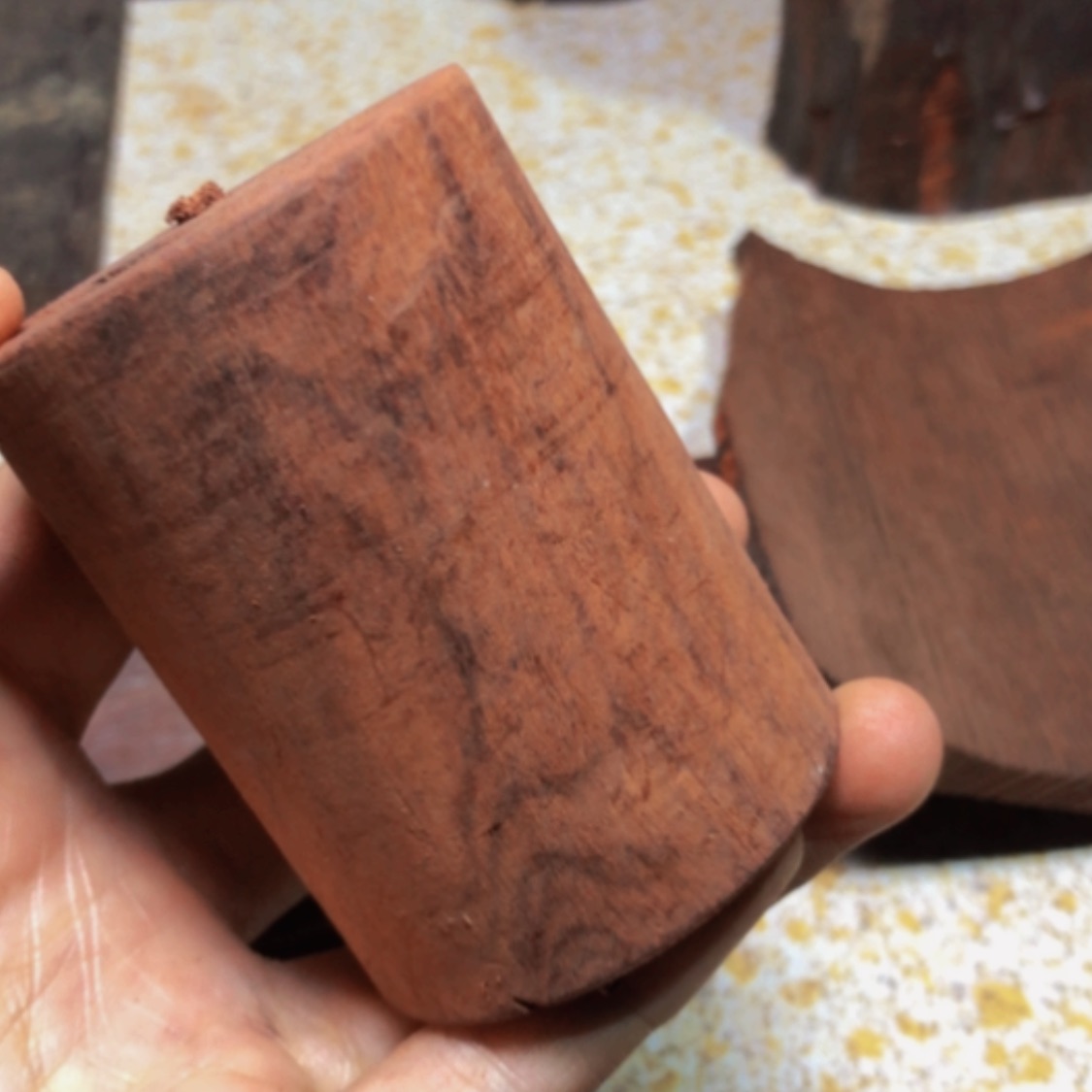 【闪购商品】檀香紫檀（小叶紫檀）玩*冬
