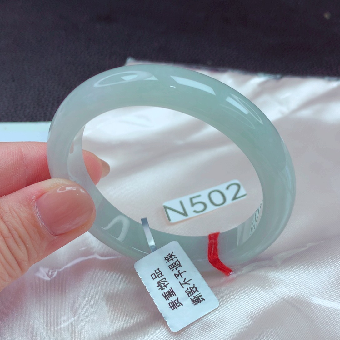 翡翠手镯未镶嵌手镯88