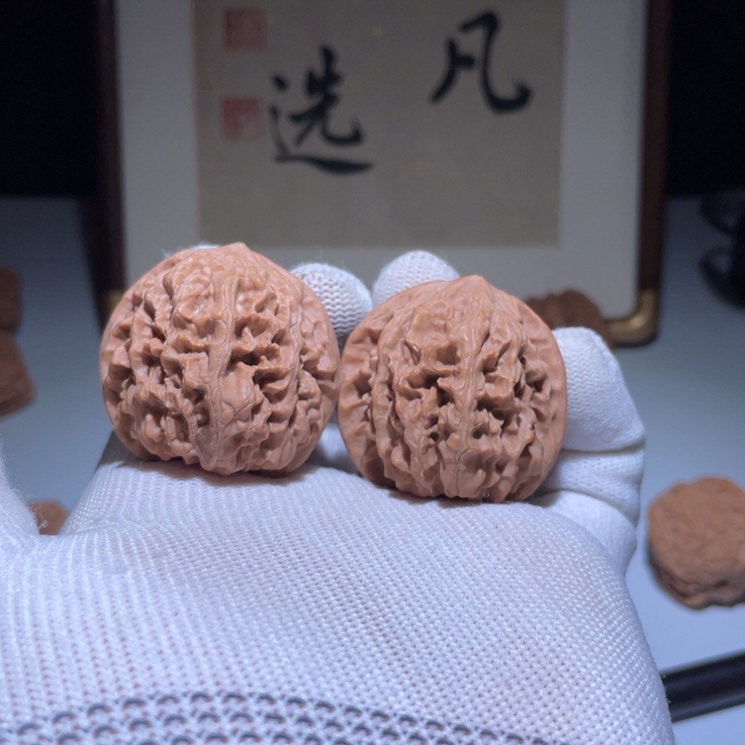 吊坠文玩核桃野牛