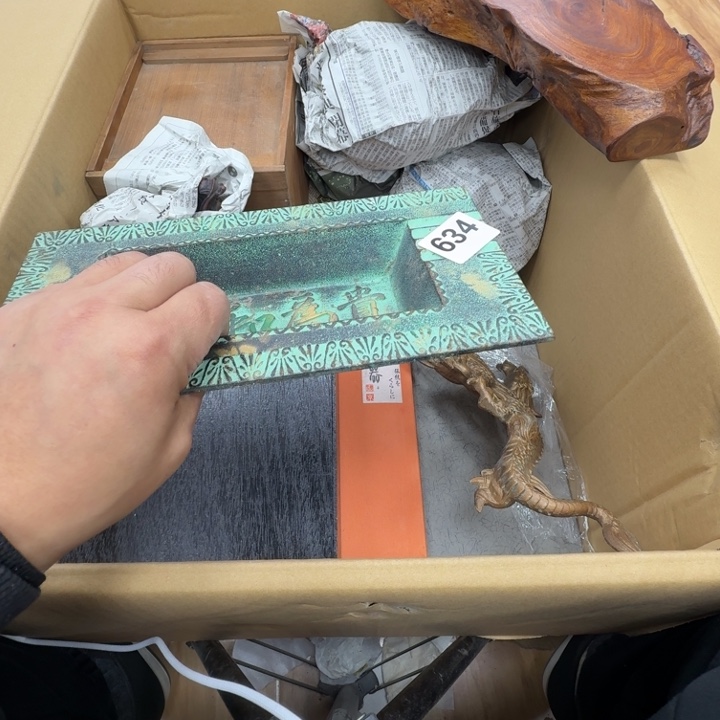 瓷片五*兔工艺品摆件瓷器摆件666