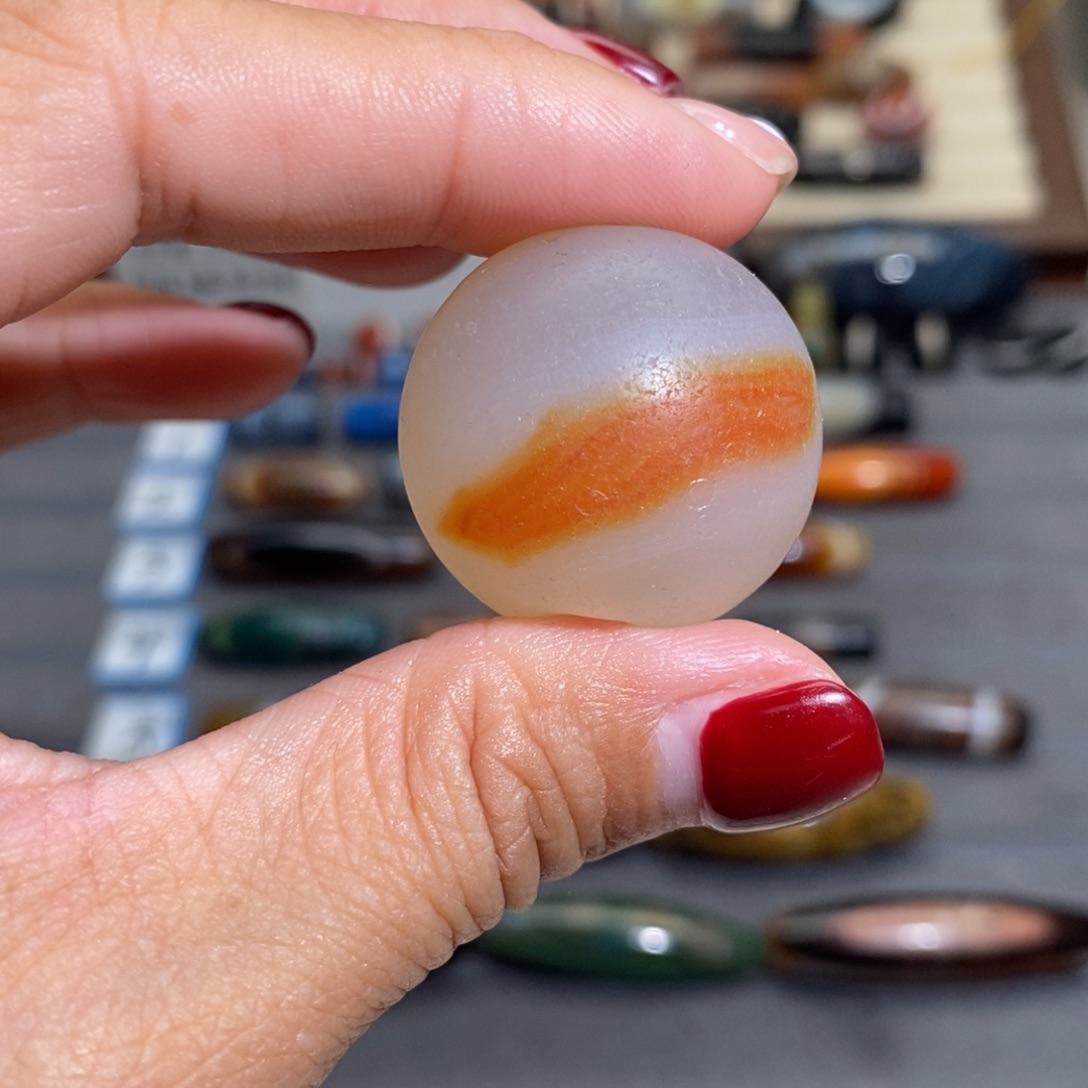 萌***子玛瑙/玉髓合金手链