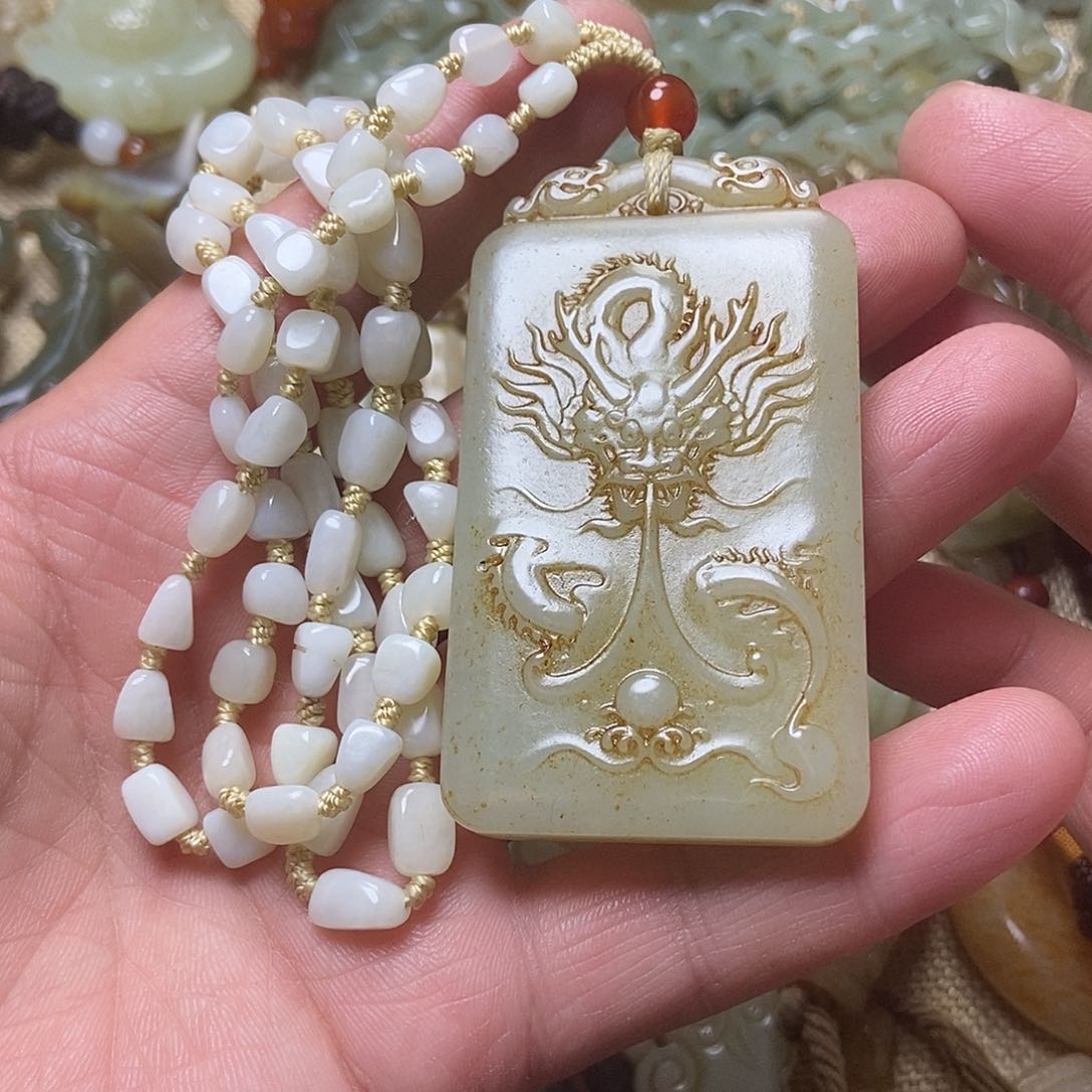 和田玉挂件未镶嵌