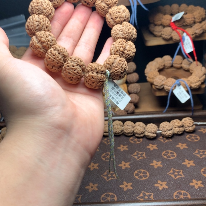 金刚菩提吊坠古龙蜂窝梅花双龙头货23mm