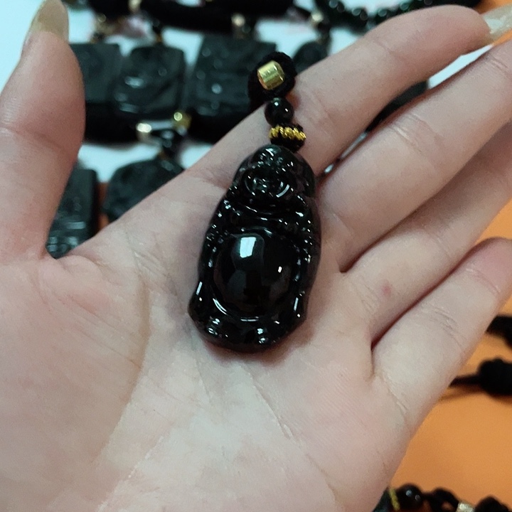 翡翠颈饰未镶嵌龙