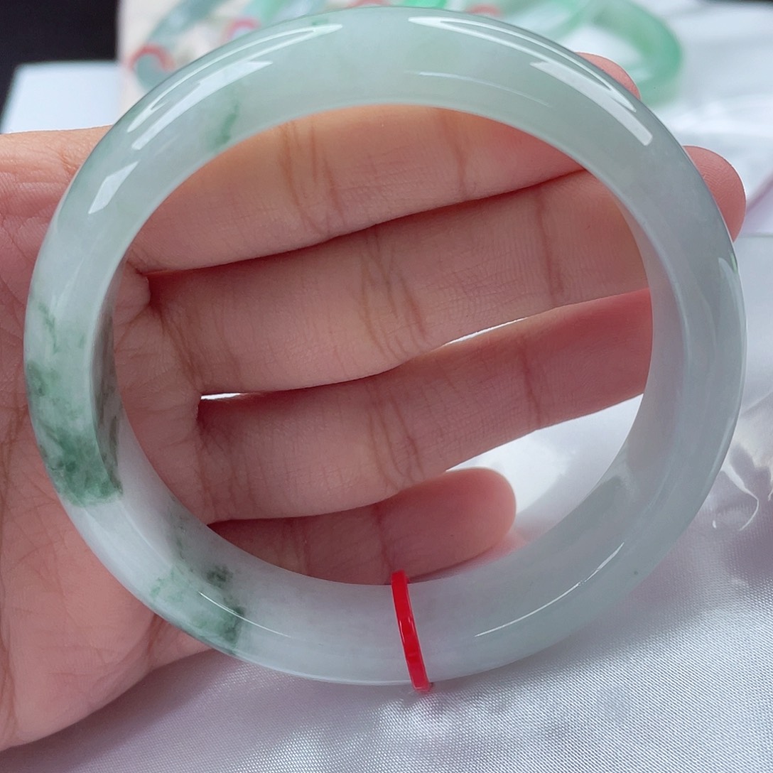 翡翠手镯未镶嵌61.3正圈