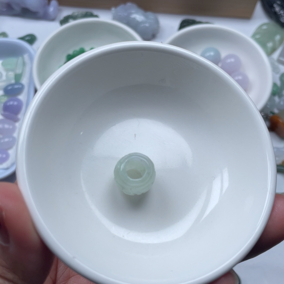 翡翠颈饰未镶嵌88888888