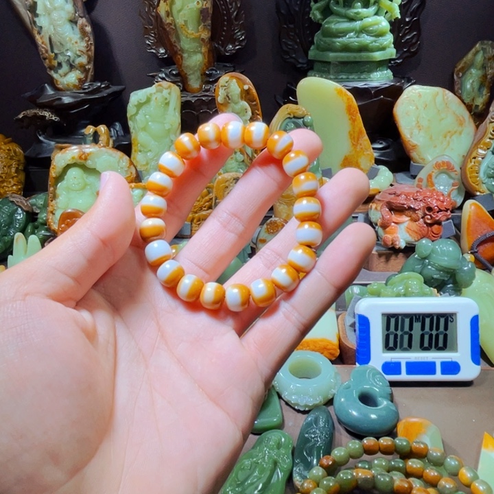 透闪石质玉未镶嵌珠宝奇石散**风