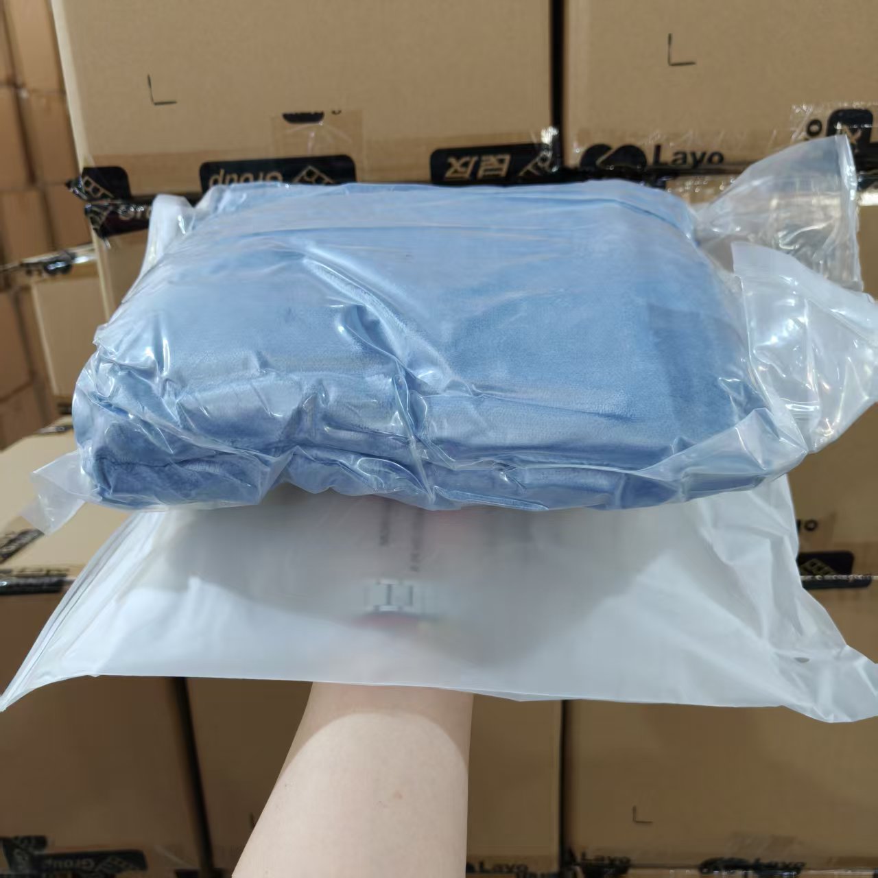 127*152 雾霾蓝法兰绒空调小毯子