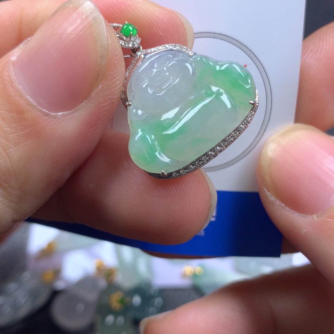 【闪购商品】翡翠颈饰18K金镶嵌翡翠