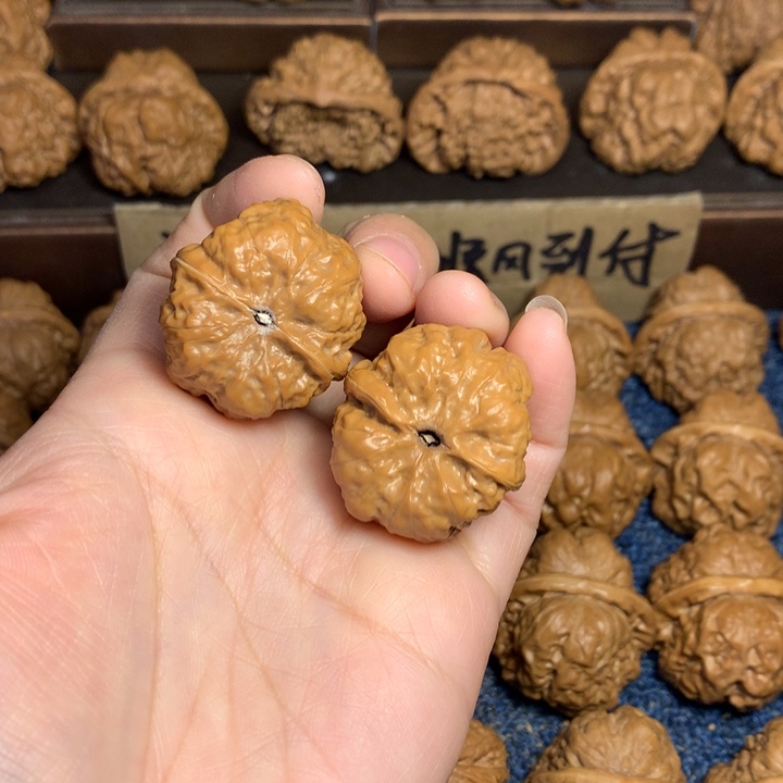 桃核吊坠孙*蛤蟆核桃