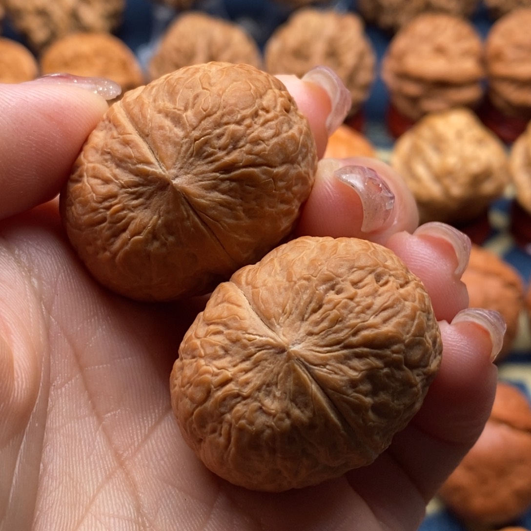 文玩核桃把件精品小手捻