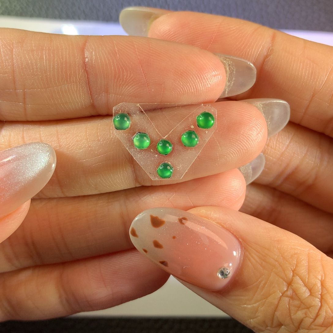 翡翠未镶嵌挂件顶珠