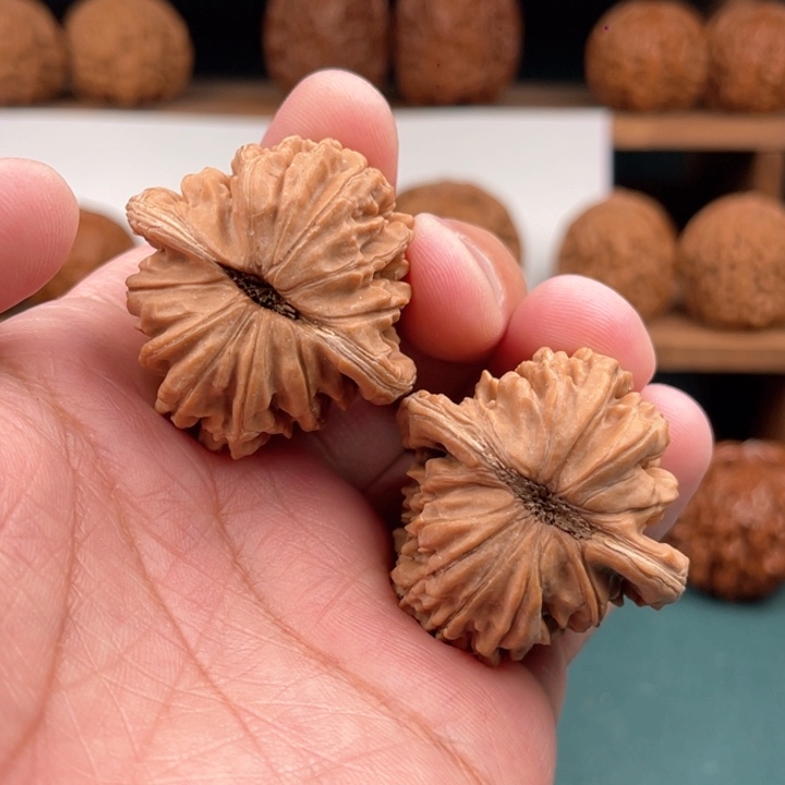 文玩核桃把件文玩平谷四座楼