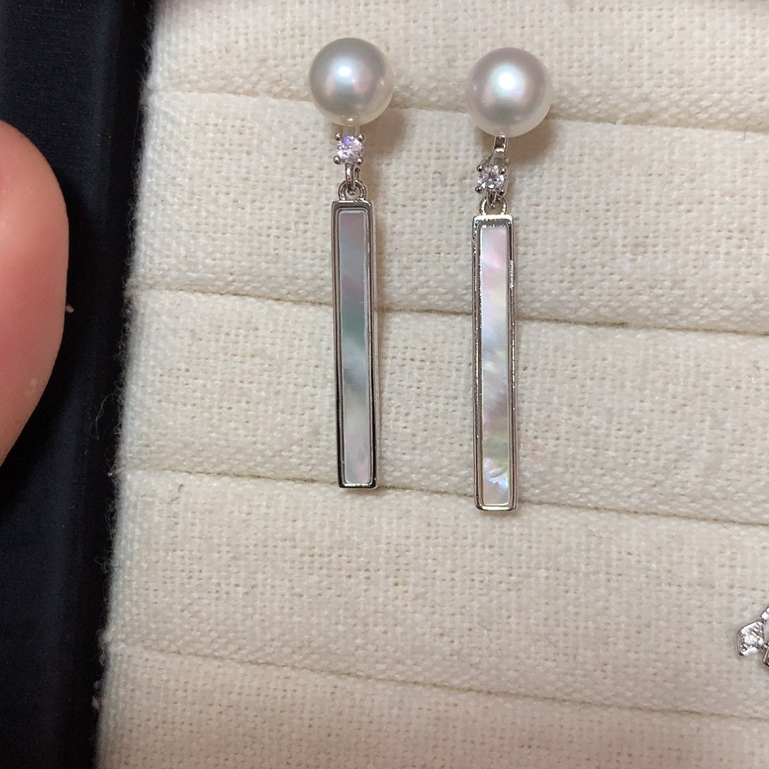 淡水珍珠耳饰合金