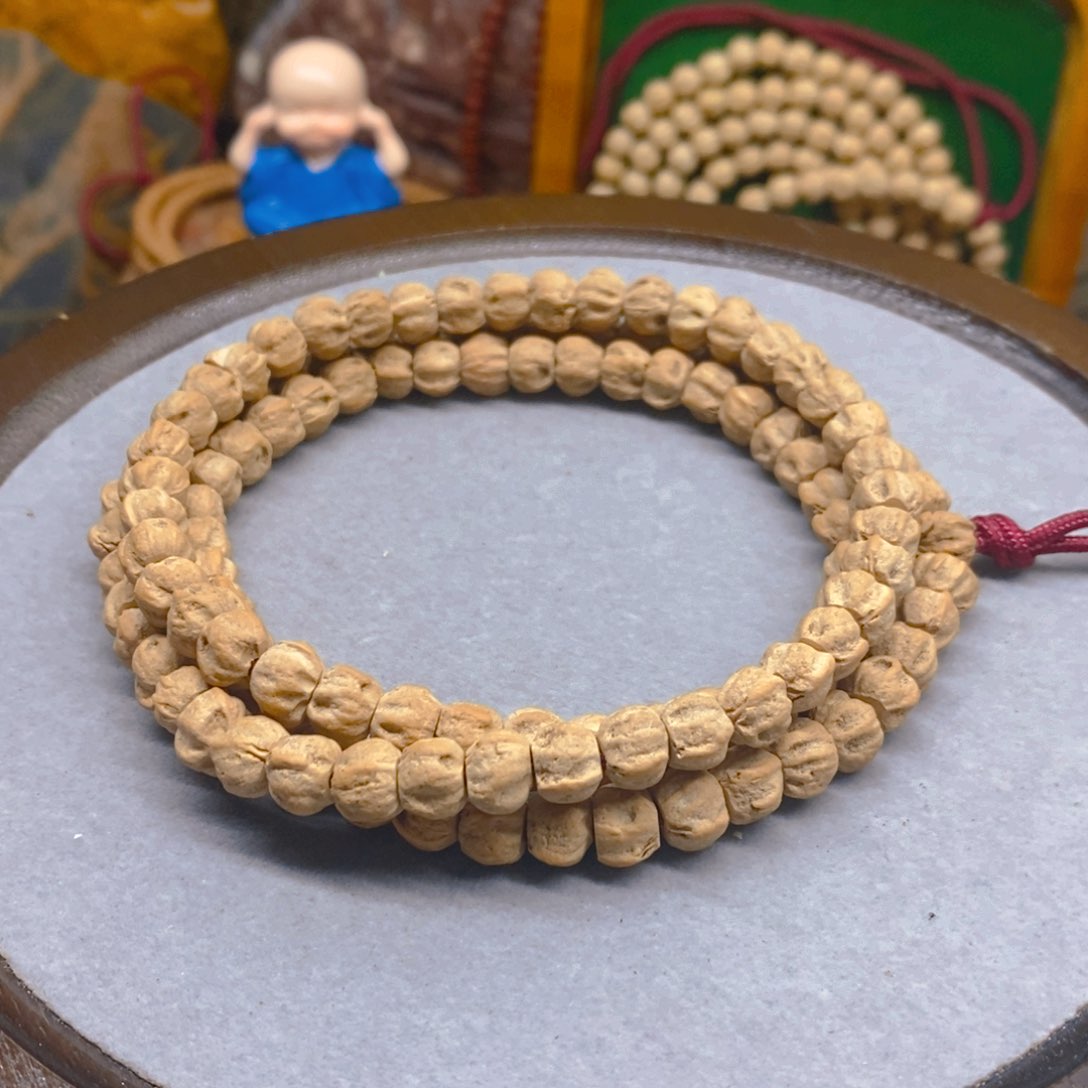 柏香籽/百香籽吊坠多棱深坑