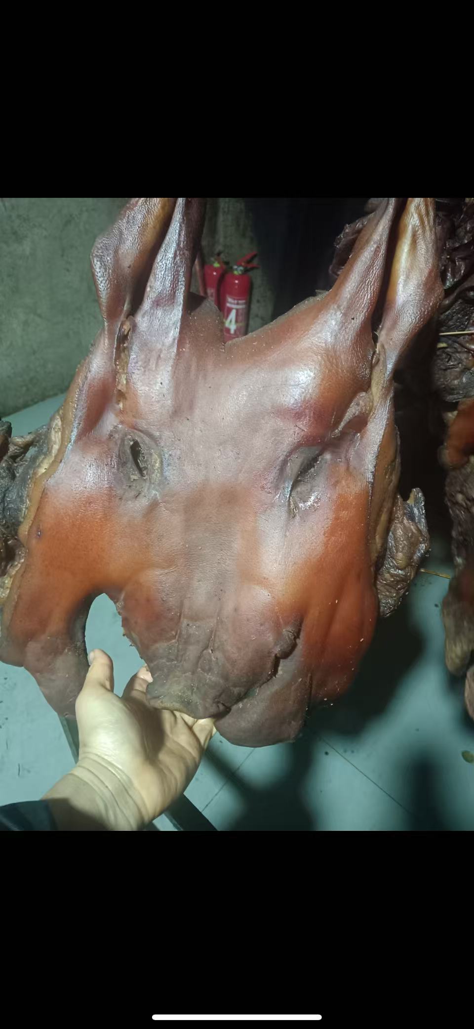 贵州柴火烟熏（猪头皮）鸿运当头直播间现选称重现场改价