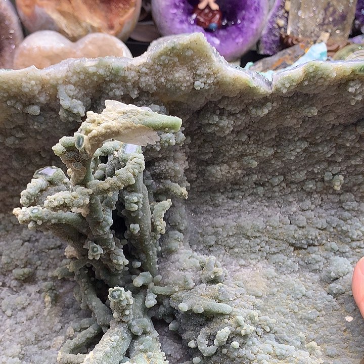 未镶嵌水晶大型摆件（非配饰）