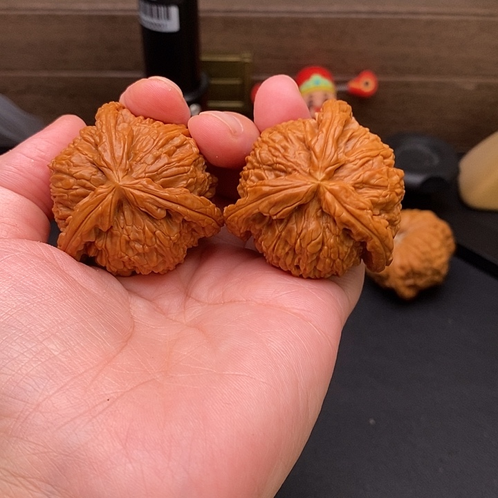 艾***顺把件文玩核桃白奔