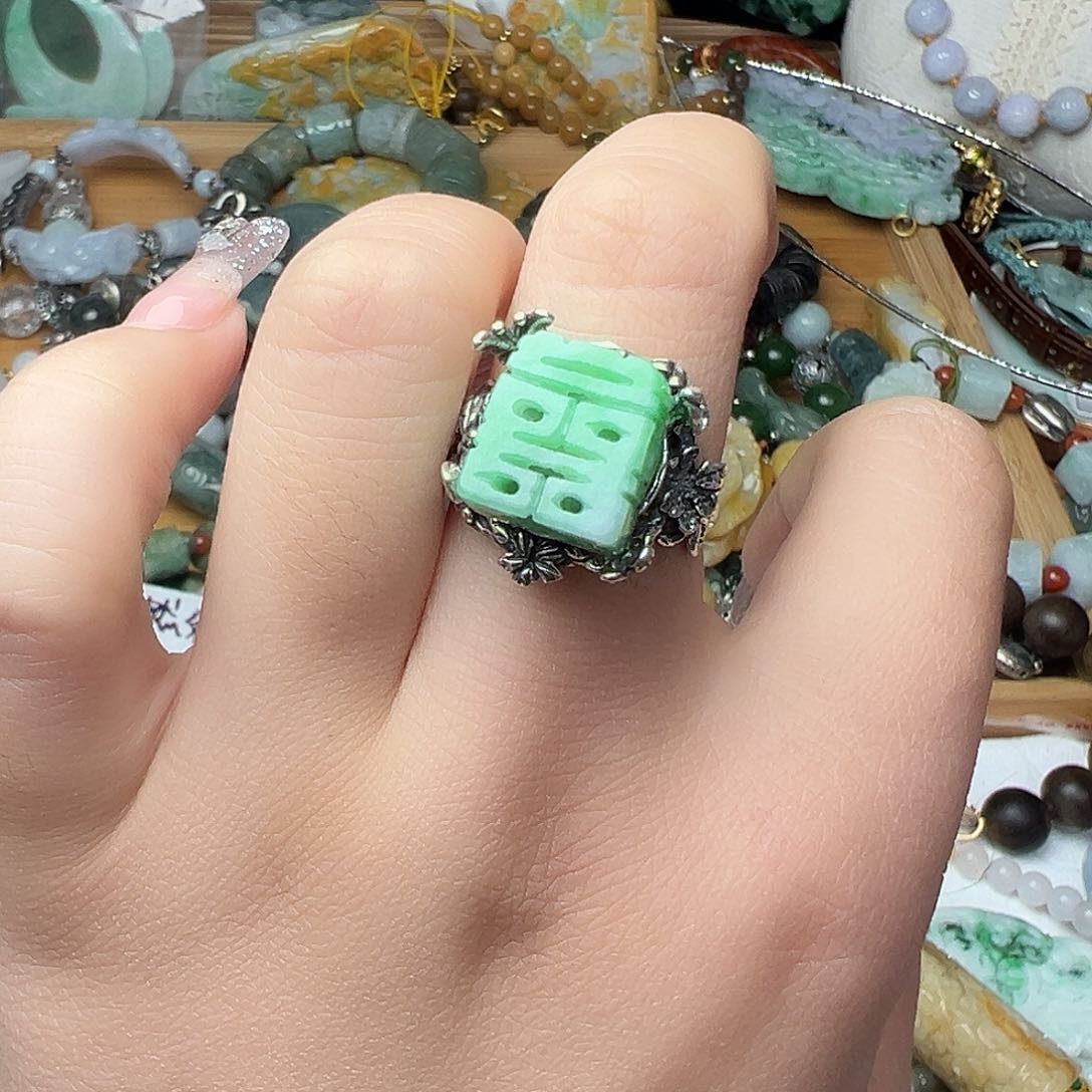 翡翠吊坠(赠链)未镶嵌萍****多吊坠