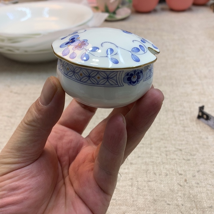 金瓷阁家的美丽瓷器