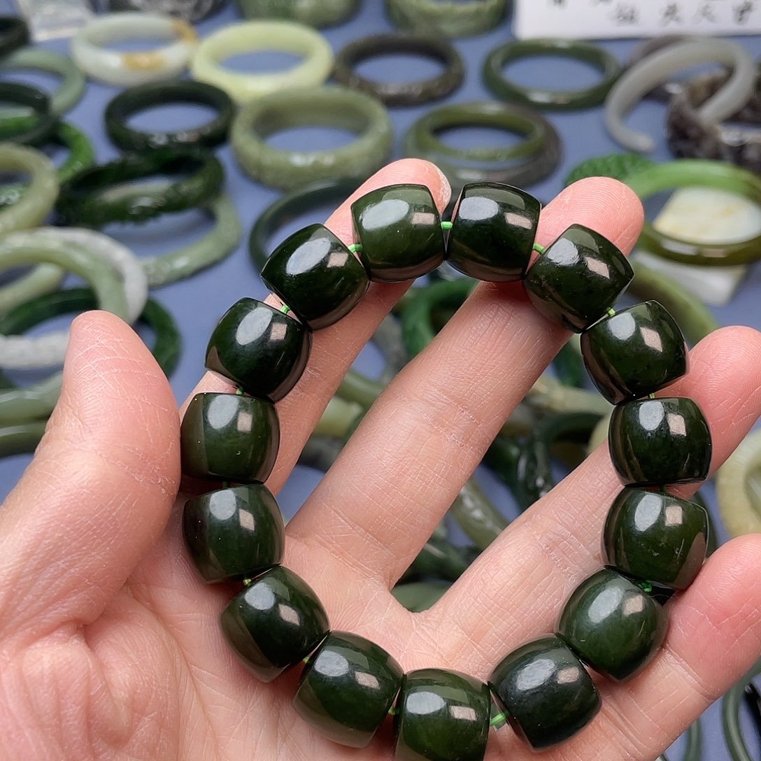 和田玉（碧玉）未镶嵌手串卡15+