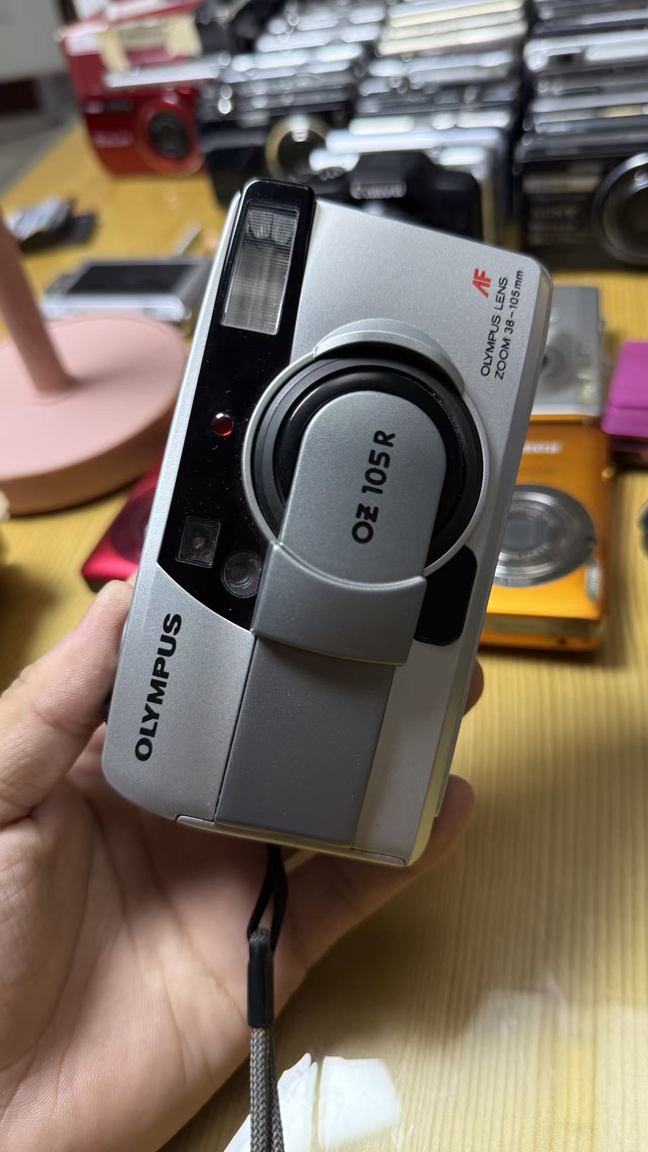 95新 Olympus/奥林巴斯 OZ105R非一次性胶片相机带闪光灯可换胶卷